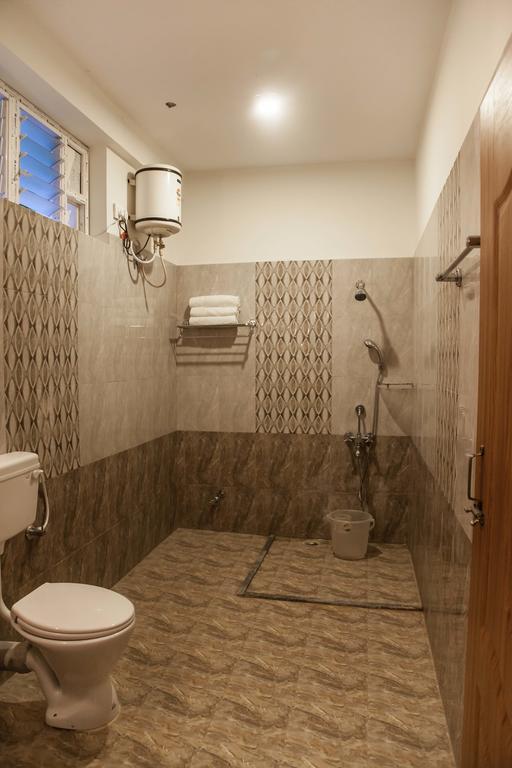 Vālpārai Petra Family Guest House الغرفة الصورة